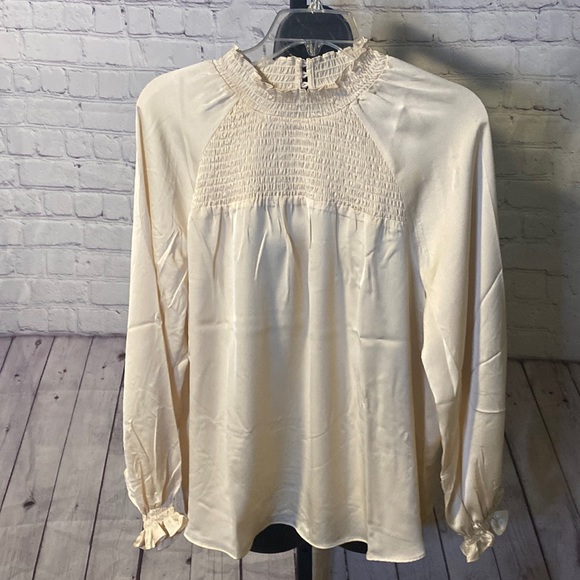 Nanette Lepore Tops - NWT CREAM NANETTE SMOCK TOP